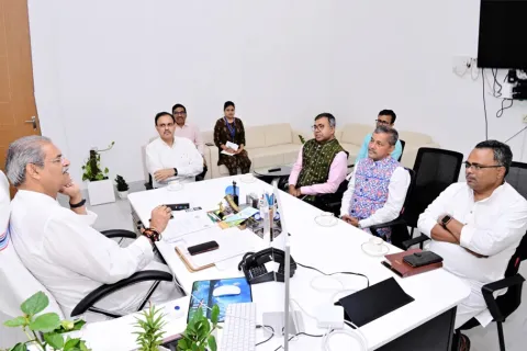 Called on Hon'ble Deputy CM