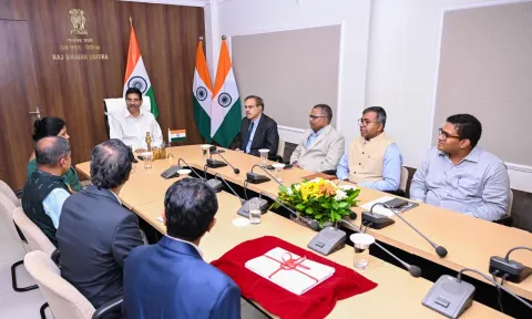 Presentation of Interim Report to Hon'ble Governor